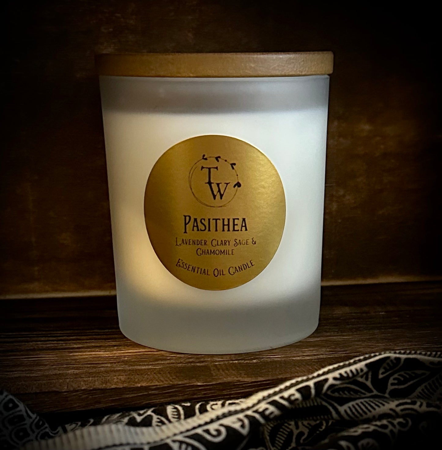 Pasithea Candle in frosted glass jar