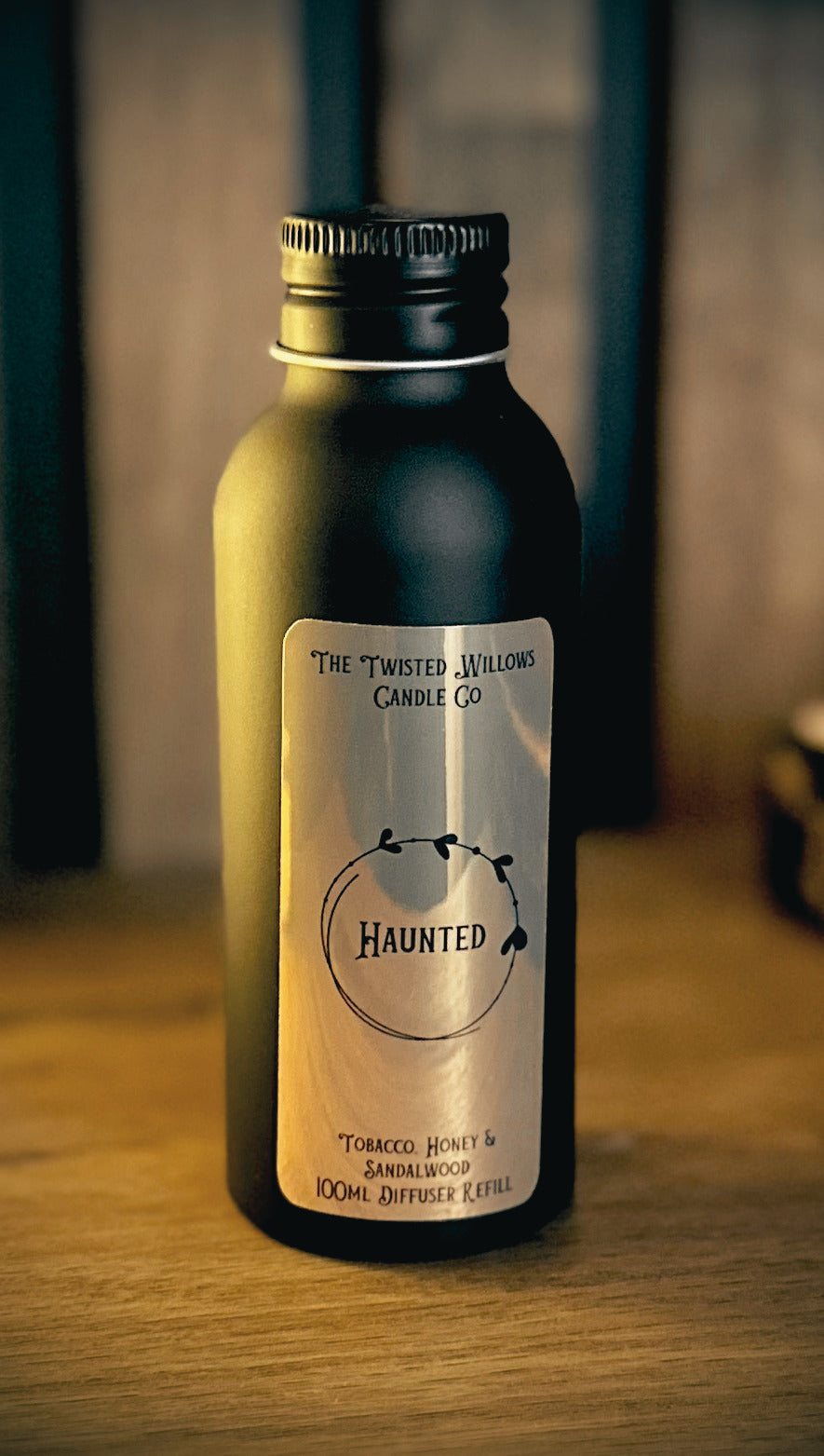 dark honey, tobacco and sandalwood reed diffuser refill